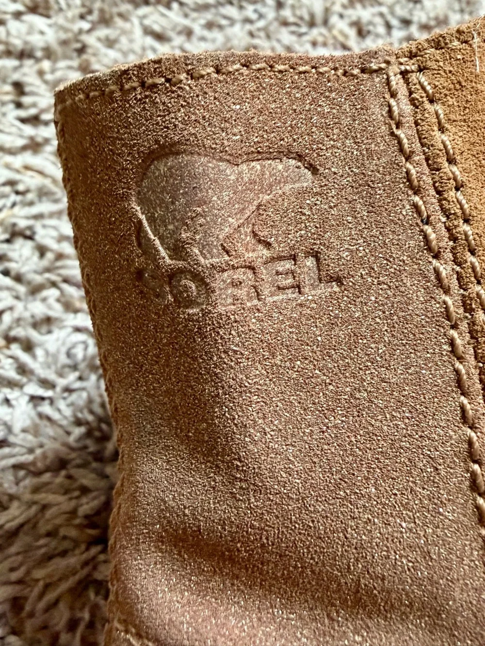 Sorel Joan of Arctic Wedge II Lace Up Boots Tan Suede Size Youth Girls 2